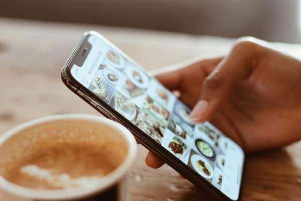 Melakukan Promosi di Media Sosial