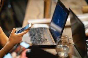 Apa Itu Strategi Komunikasi Digital? Begini Penerapannya!