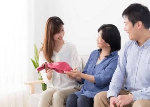 8 Hal yang Perlu Kamu Persiapkan Ketika Bertemu Calon Mertua Pertama Kali