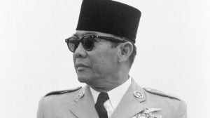 30 Kata Kata Mutiara Soekarno Terbaik (Bung Karno)