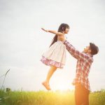 Seperti Inilah Hubungan Ayah dan Anak Perempuan Spesial dalam Keluarga