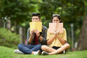 7 Tanda Cinta Monyet yang Menunjukkan Kamu Belum Dewasa dan Masih Kekanak-Kanakan