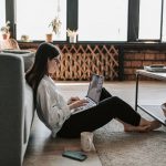 Mau Kerja Online Dibayar Dollar? Ini Dia 7 Situs Freelance yang Bisa Kamu Coba!
