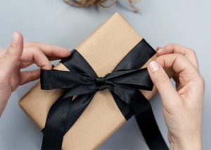 8 Ide Kado Spesial Buat Cowok Kamu