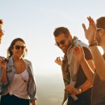 Sering Minder Saat Bersosialisasi dengan Orang Lain? Coba 6 Cara Ini Biar Kamu Lebih Enjoy Dalam Bergaul