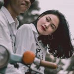 10 Sikap Mantan yang Menandakan Dia Ingin Balikan Denganmu