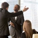 Kata Kata Sindiran buat Teman Egois yang Menusuk Hati