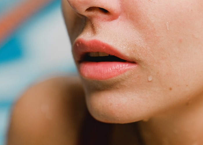 Penyebab Bibir Hitam dan Cara Mengatasinya