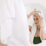 Penyebab dan Jenis Skincare untuk Menghilangkan Flek Hitam di Wajah