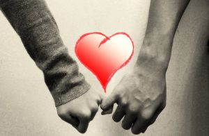 7 Cara Agar Kita semakin Disayang dan Dicintai oleh Pasangan