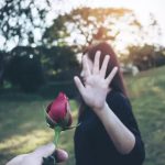 7 Cara Buat Cewek Menyesal Menolak Cinta Kamu