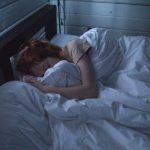 4 Manfaat Mematikan Lampu Ketika Tidur untuk Kesehatan