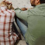 11 Ciri-Ciri Pasangan Kamu Sedang Berbohong dengan Jelas